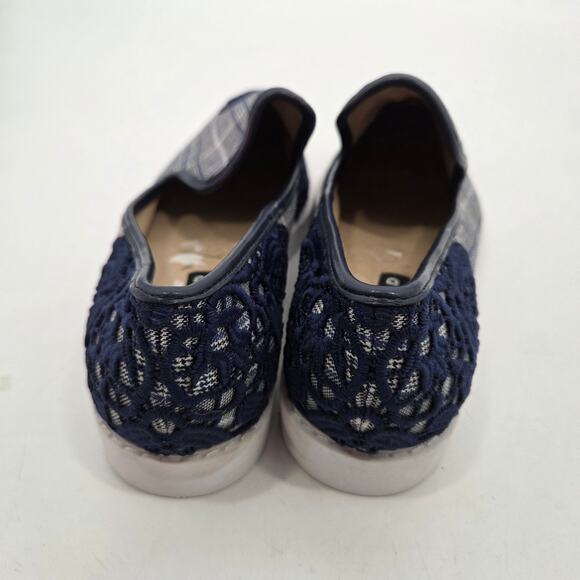 Karl Lagerfeld SZ 8.5M Paris Carlyn Lace Overlay Plaid Slip-On Sneakers - Picture 5 of 7